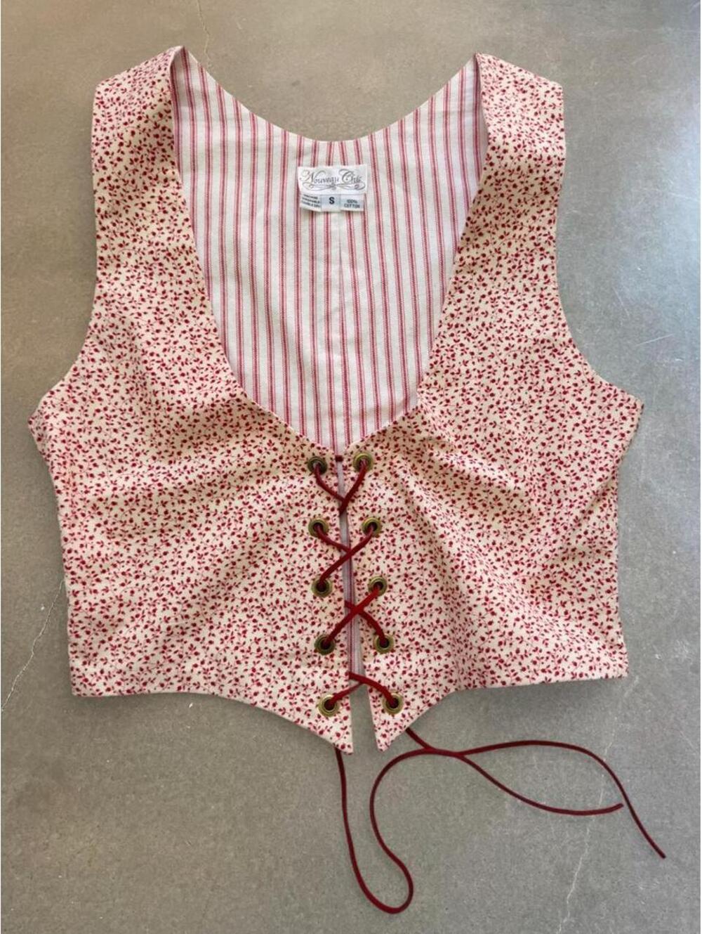 Vintage Nouveau Chic Red Floral Corset Vest Top Y2K Cottagecore